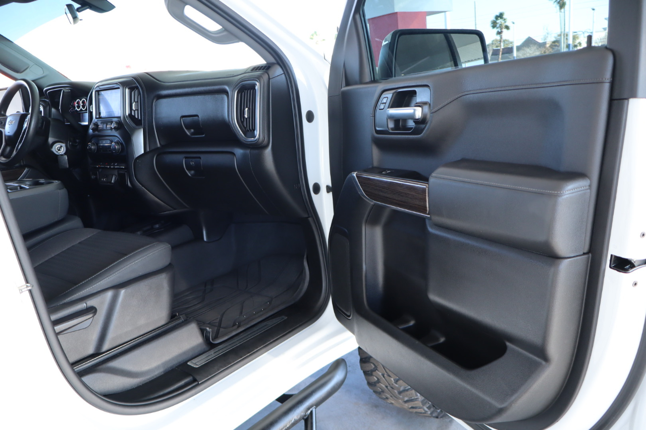 Chevrolet Silverado 1500 4WD Double Cab 147" LT 2020