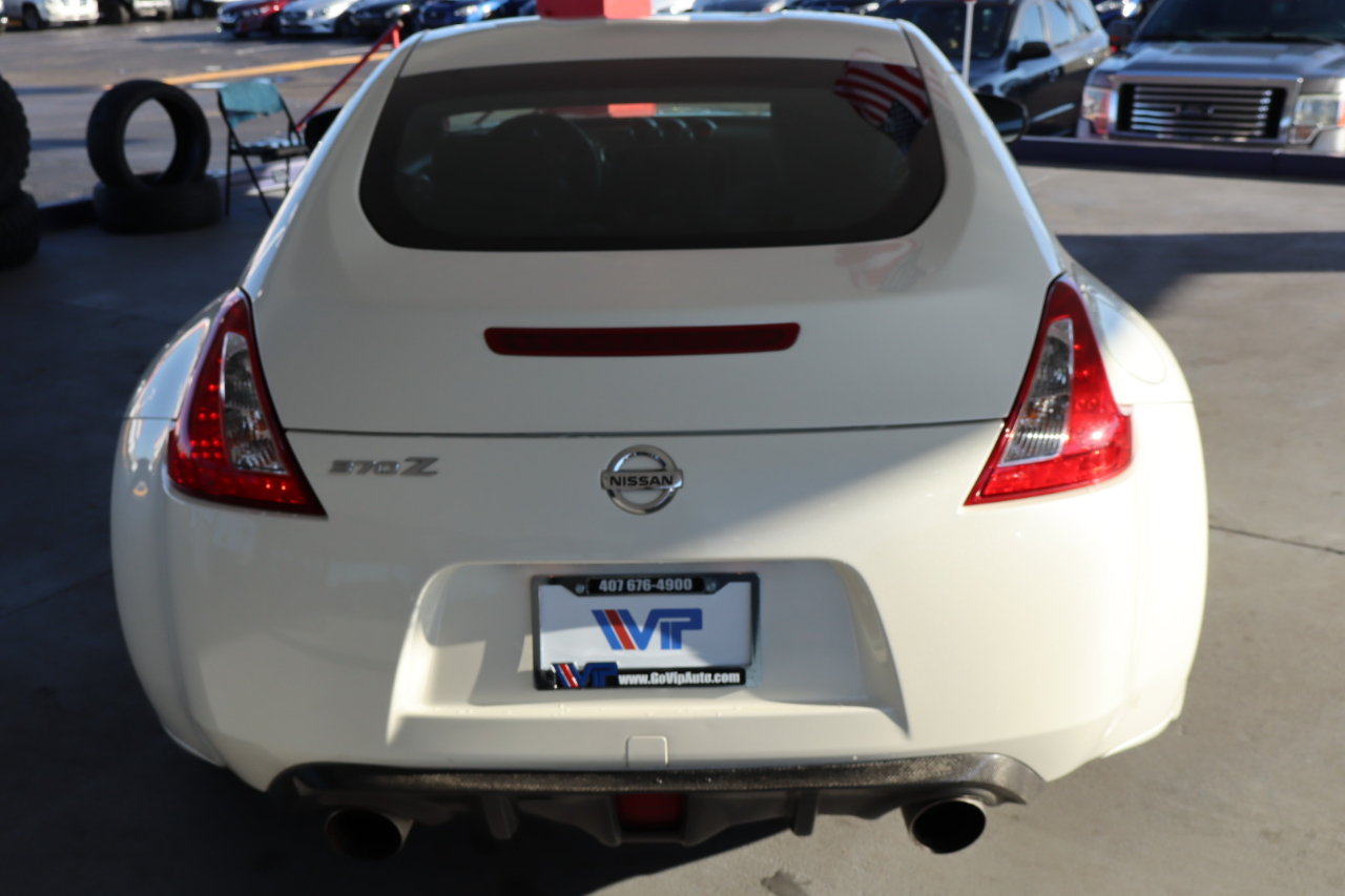 Nissan 370Z Coupe Manual 2017