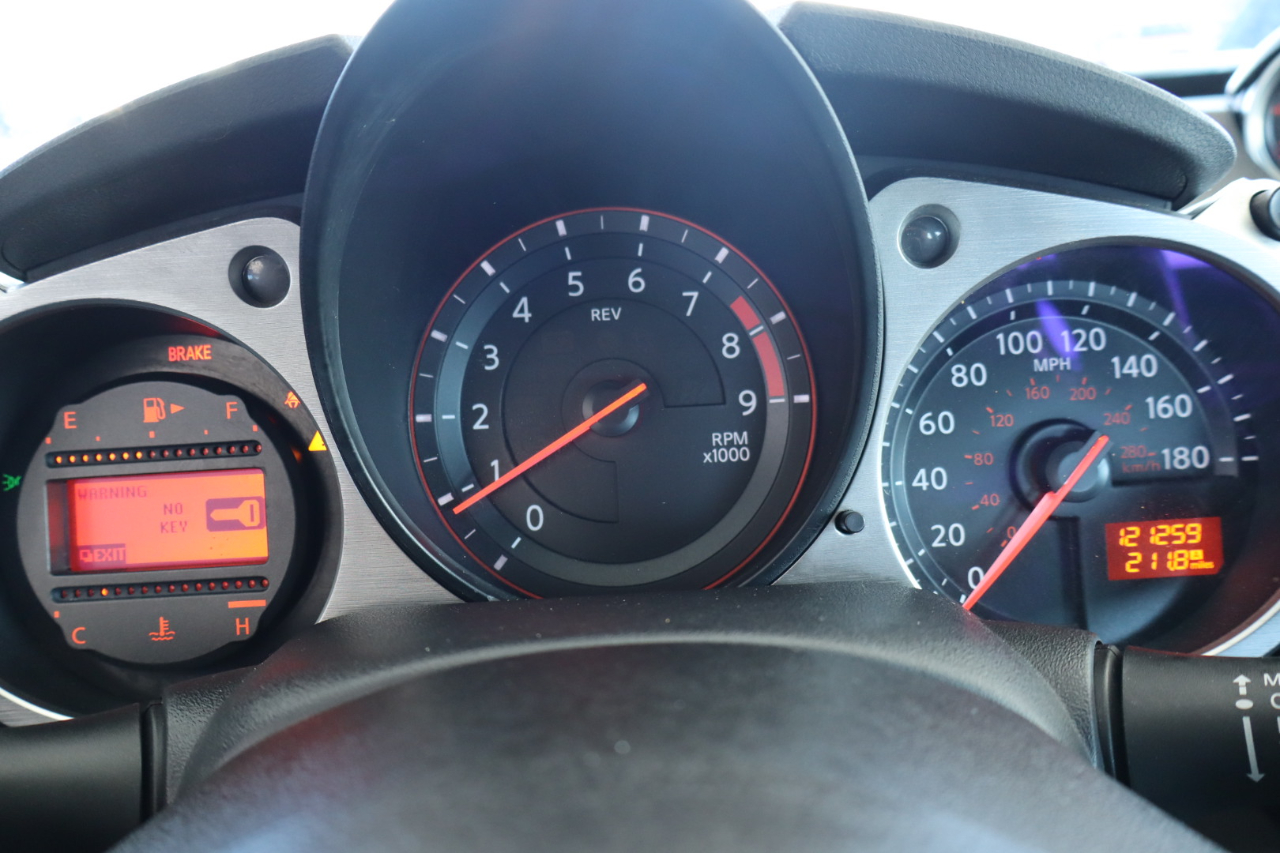 Nissan 370Z Coupe Manual 2017