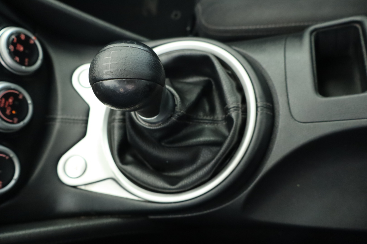 Nissan 370Z Coupe Manual 2017