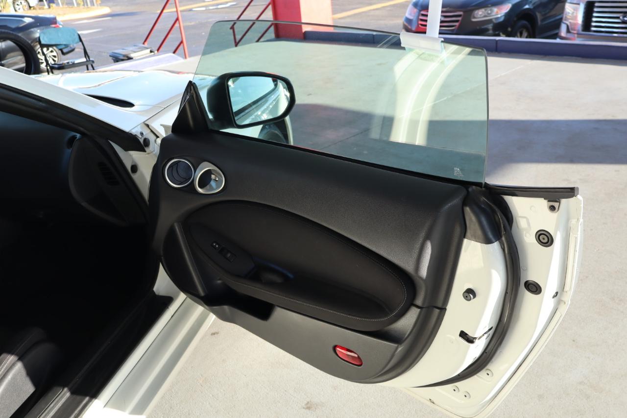 Nissan 370Z Coupe Manual 2017