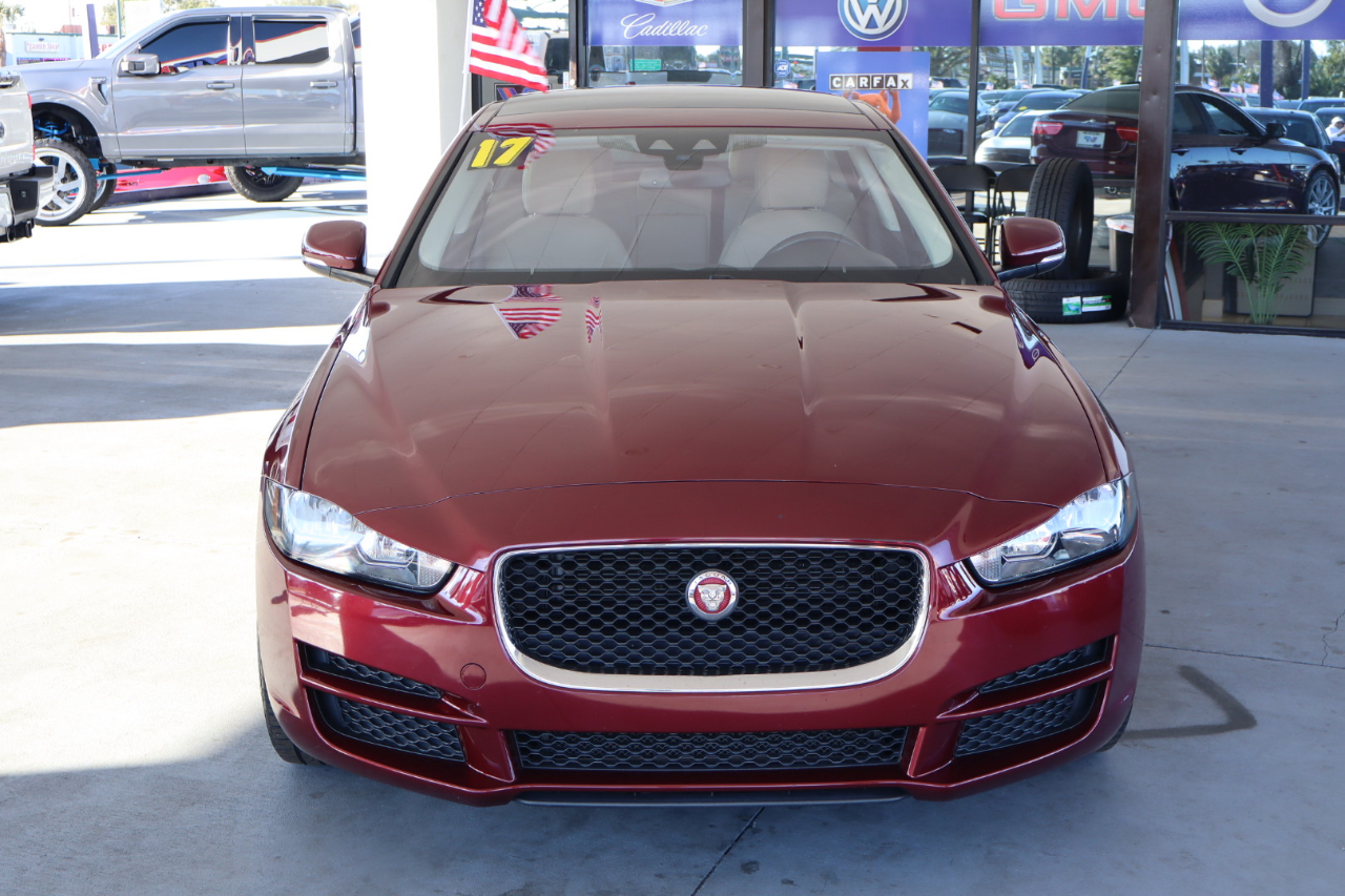 Jaguar XE 25t RWD 2017