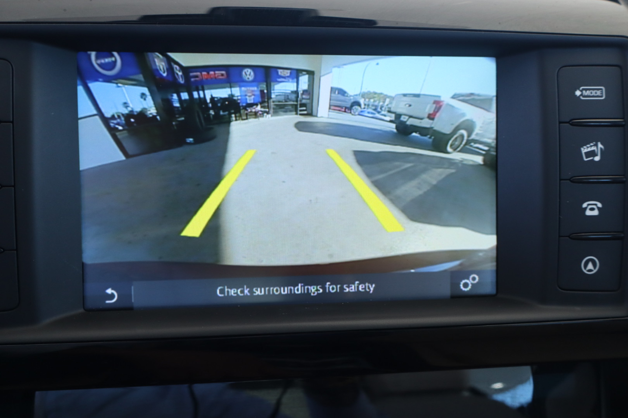 Jaguar XE 25t RWD 2017