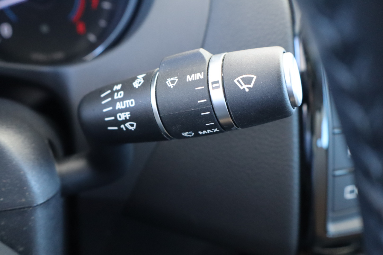 Jaguar XE 25t RWD 2017