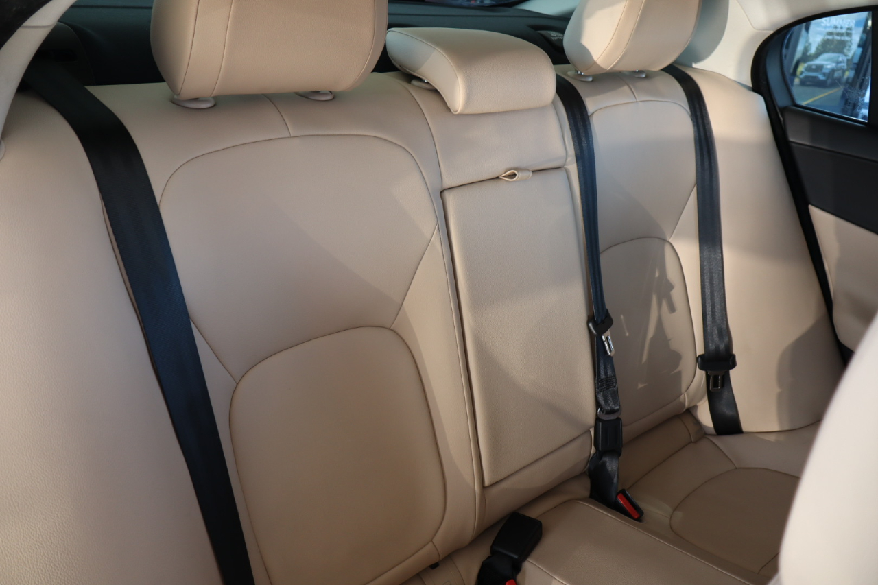 Jaguar XE 25t RWD 2017