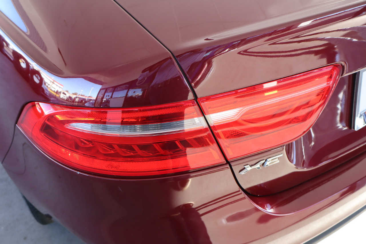 Jaguar XE 25t RWD 2017