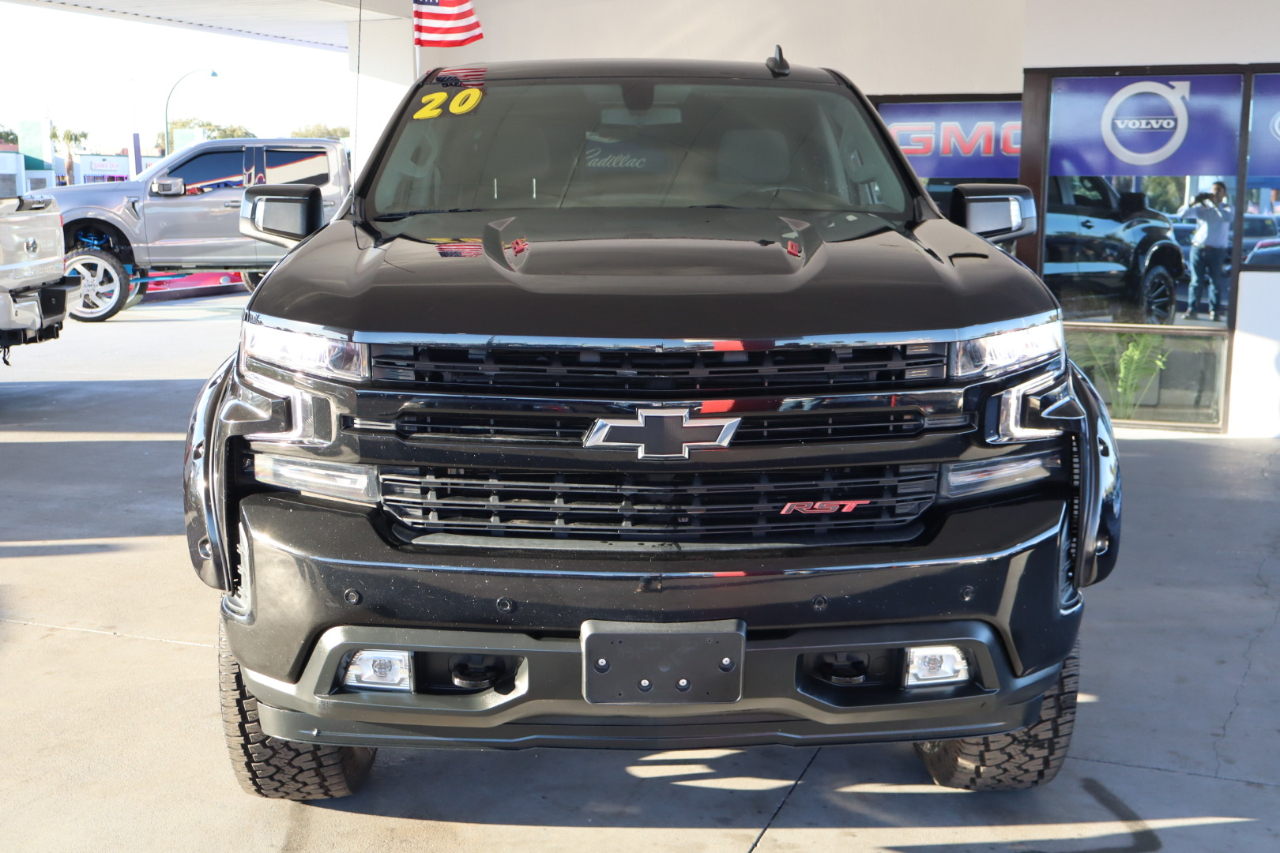 Chevrolet Silverado 1500 4WD Crew Cab 147" RST 2020