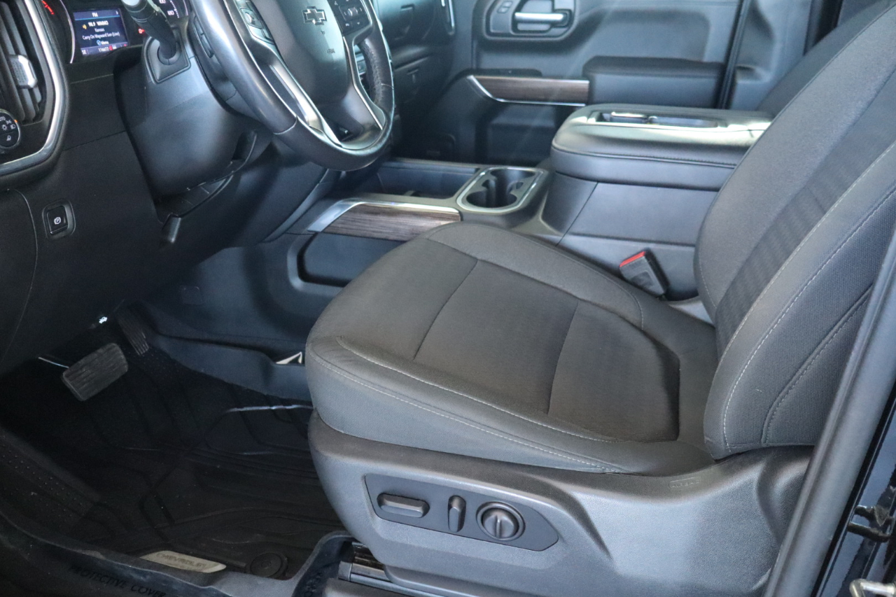 Chevrolet Silverado 1500 4WD Crew Cab 147" RST 2020