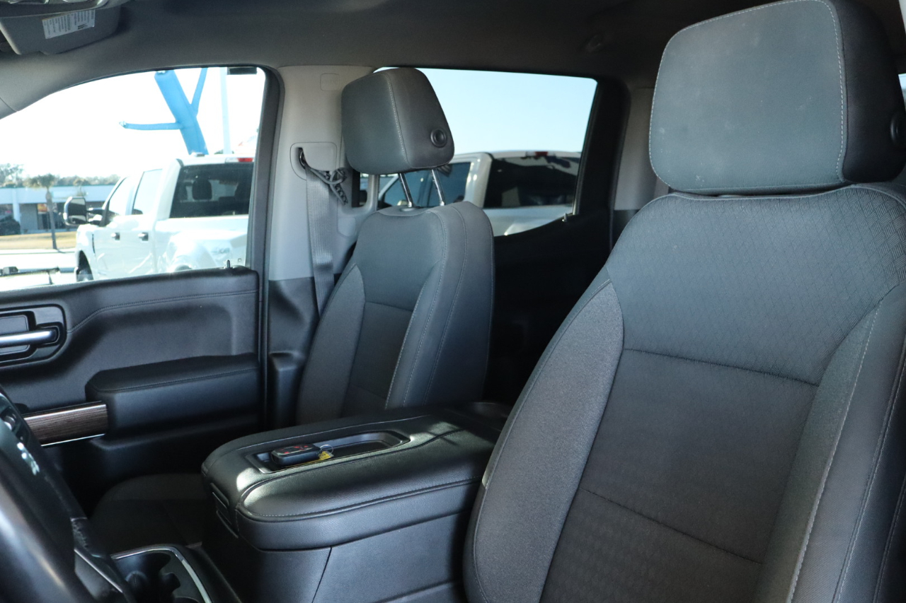 Chevrolet Silverado 1500 4WD Crew Cab 147" RST 2020