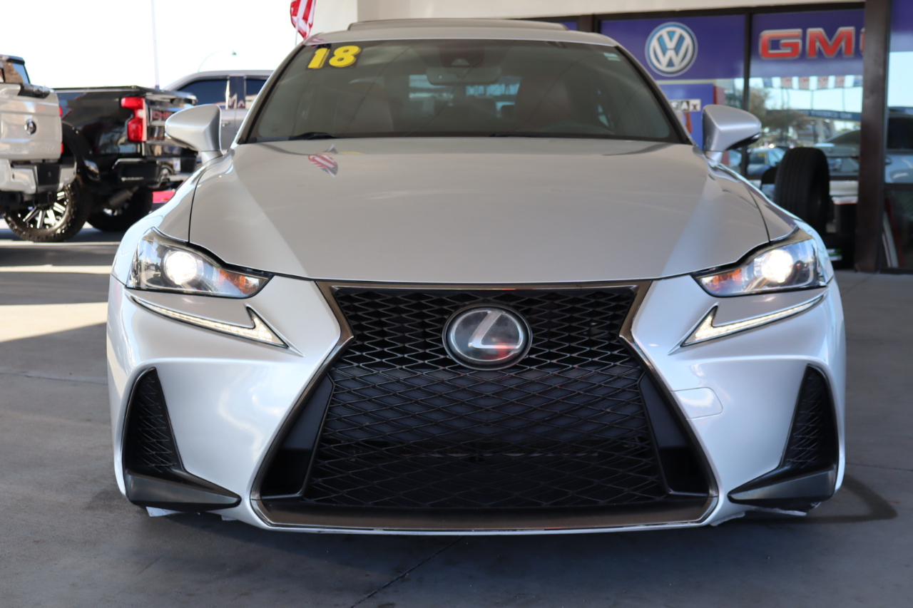 Lexus IS IS 300 RWD 2018