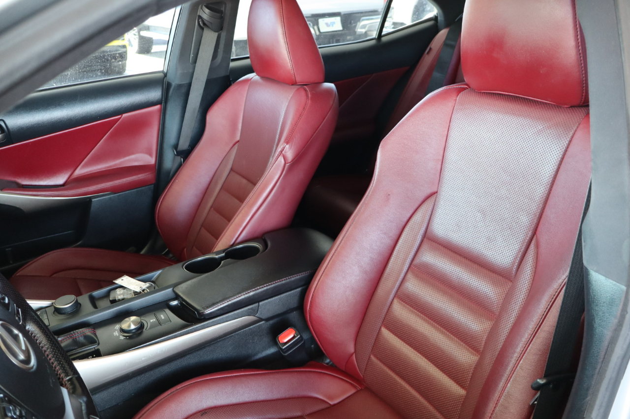 Lexus IS IS 300 RWD 2018