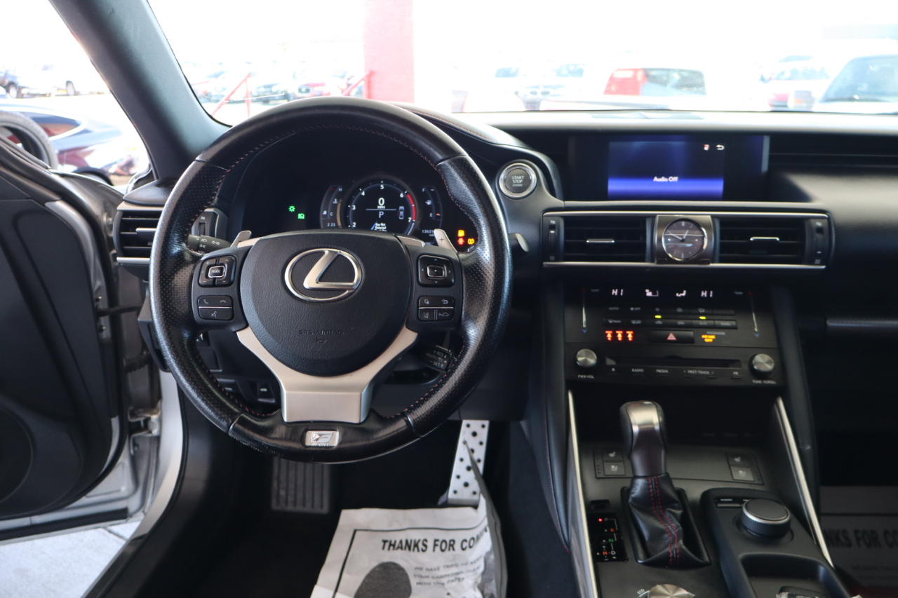 Lexus IS IS 300 RWD 2018