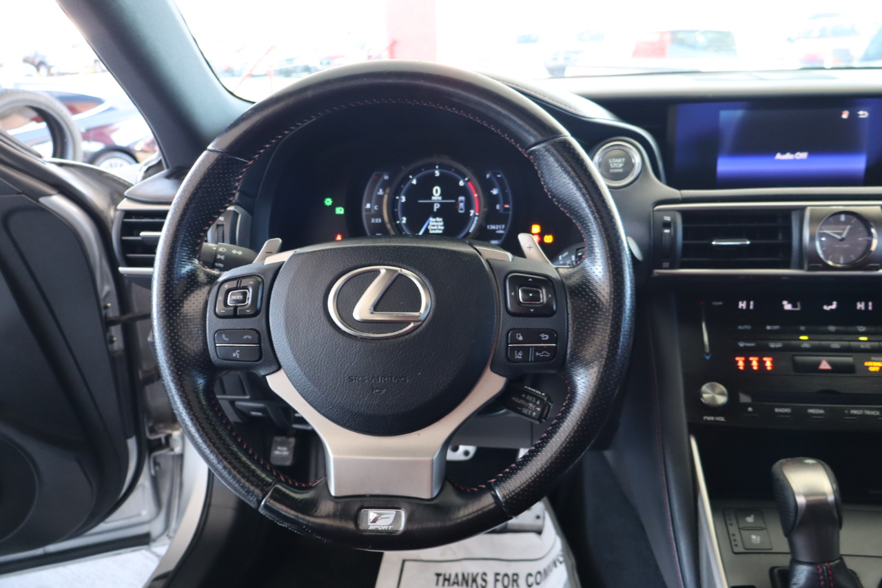 Lexus IS IS 300 RWD 2018