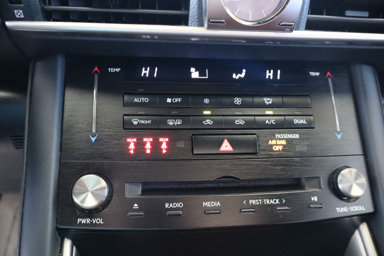 Lexus IS IS 300 RWD 2018