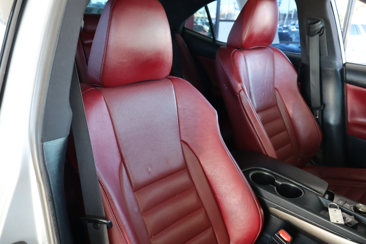 Lexus IS IS 300 RWD 2018