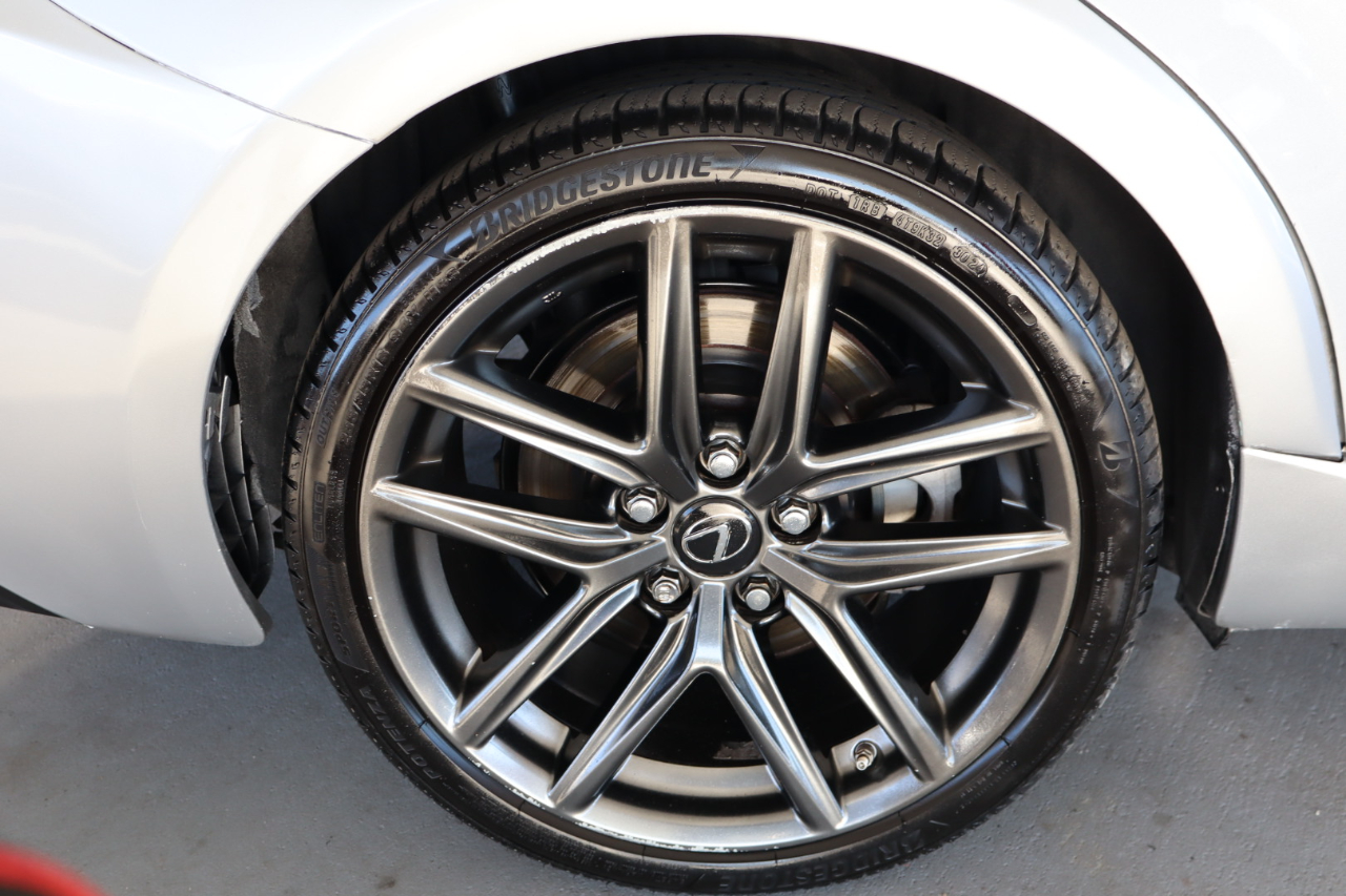 Lexus IS IS 300 RWD 2018