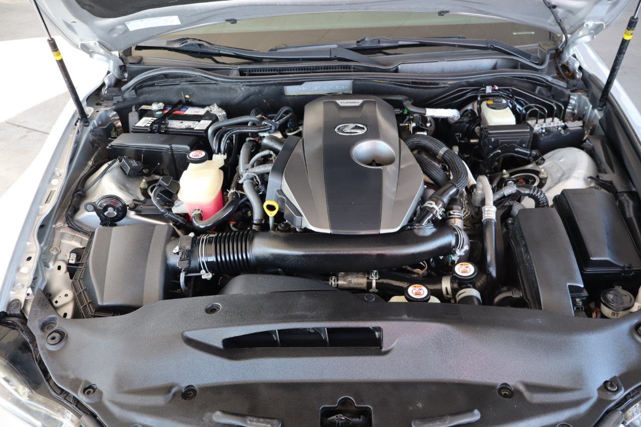 Lexus IS IS 300 RWD 2018