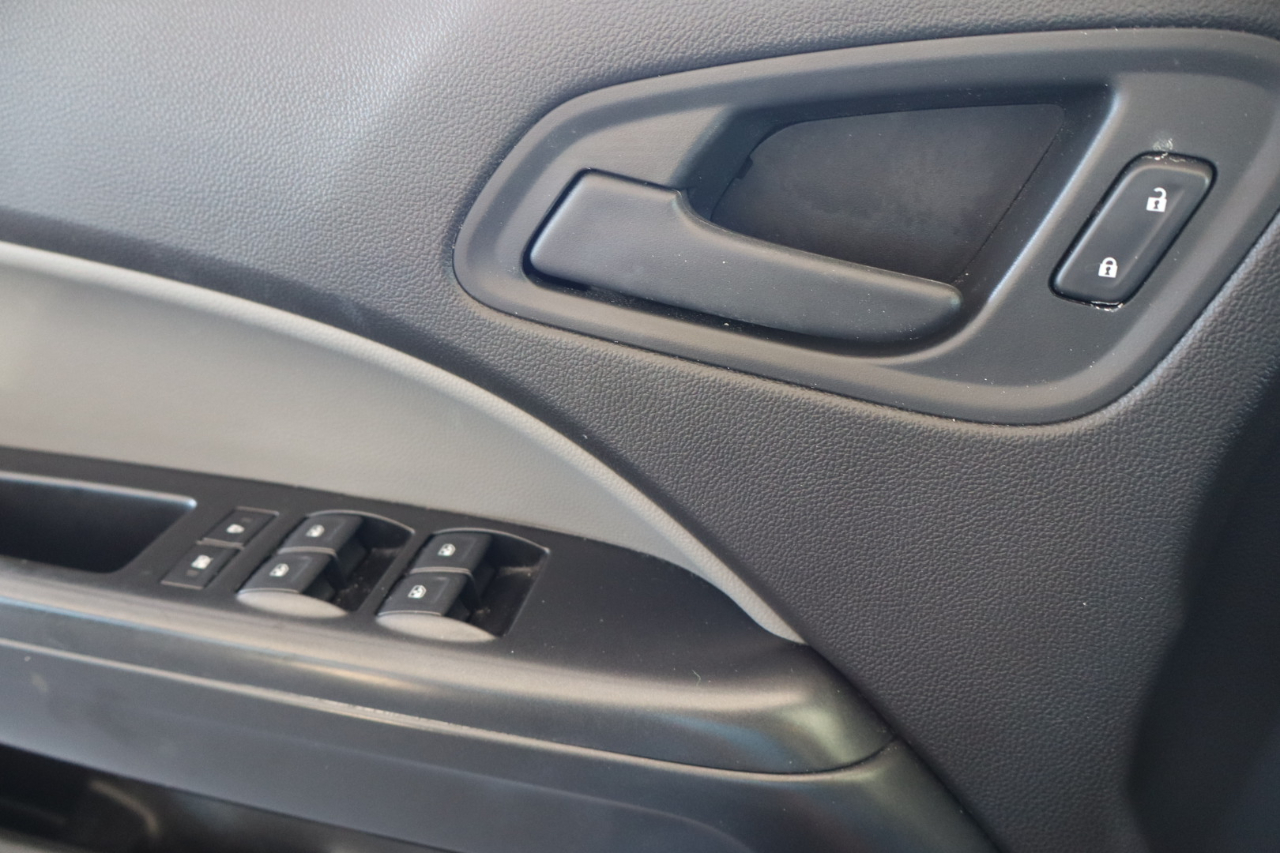 GMC Canyon 2WD Crew Cab 128.3" 2016