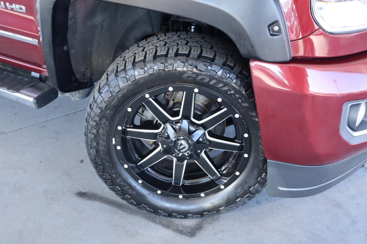 GMC Sierra 2500HD 4WD Crew Cab 153.7" Denali 2016