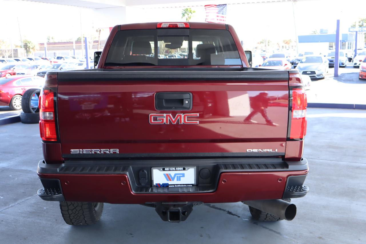 GMC Sierra 2500HD 4WD Crew Cab 153.7" Denali 2016