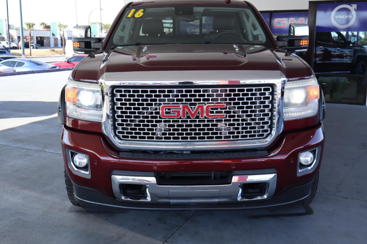 GMC Sierra 2500HD 4WD Crew Cab 153.7" Denali 2016