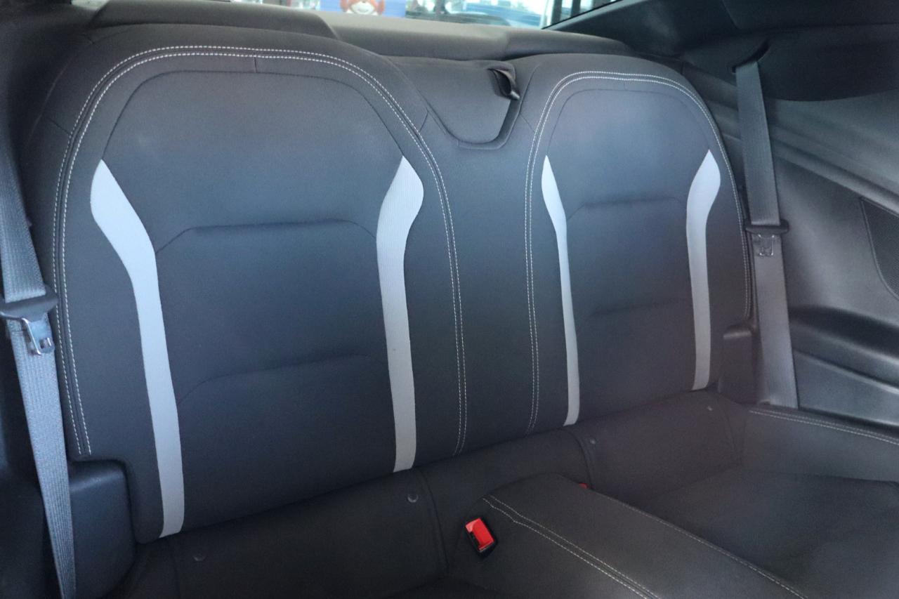 Chevrolet Camaro 2dr Cpe 1LT 2020