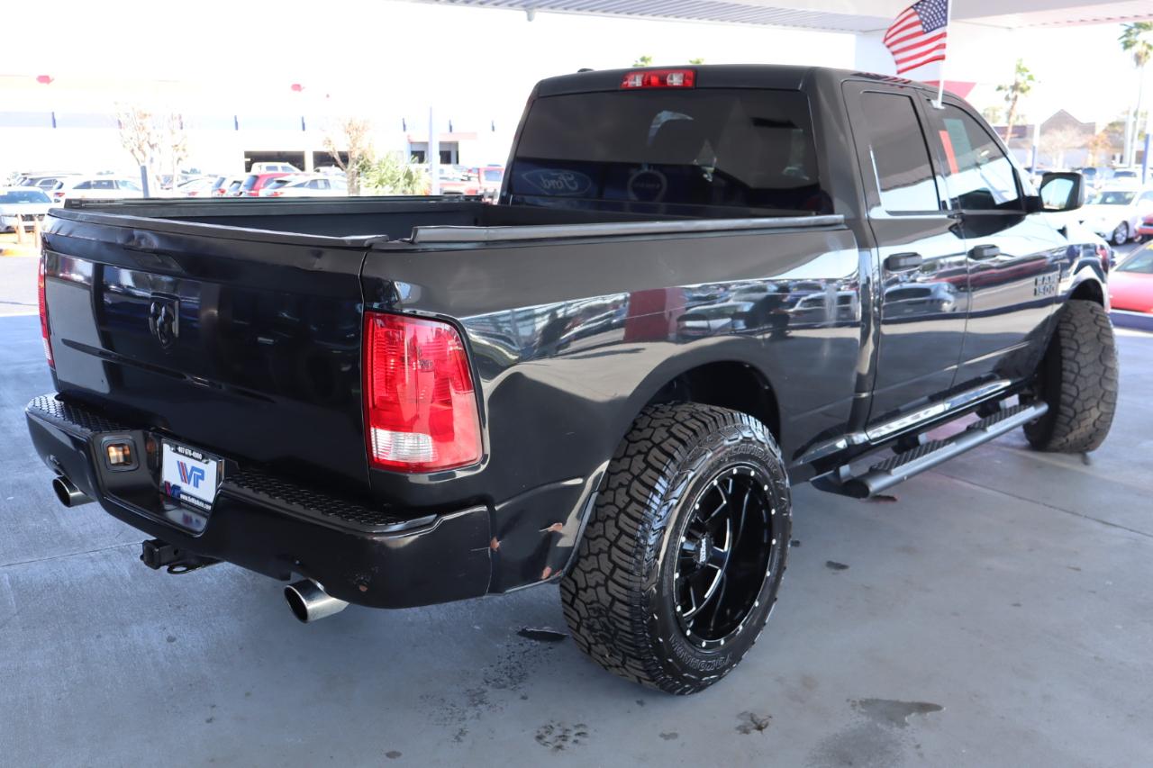 RAM 1500 2WD Quad Cab 140.5" Express 2016