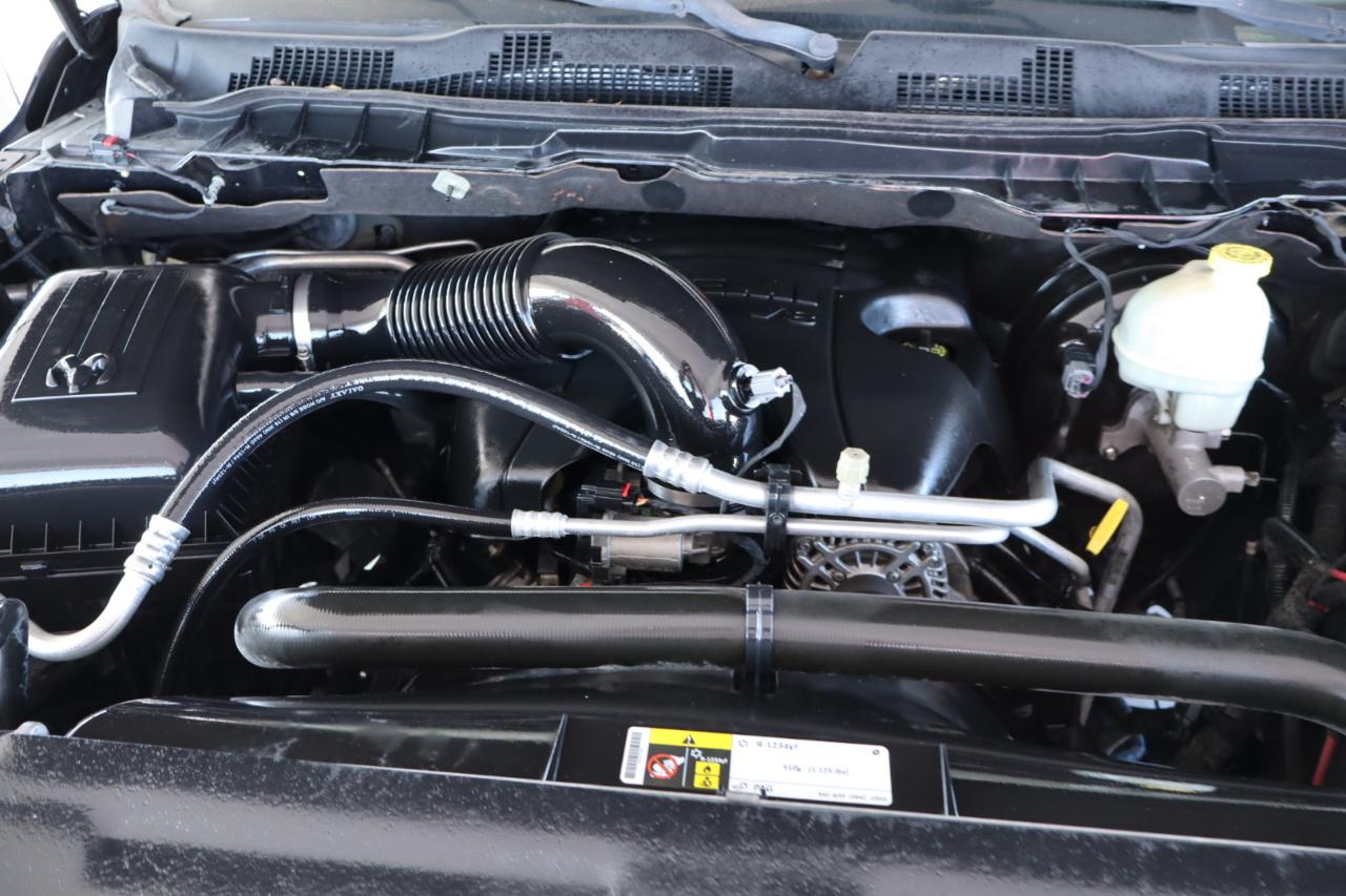 RAM 1500 2WD Quad Cab 140.5" Express 2016