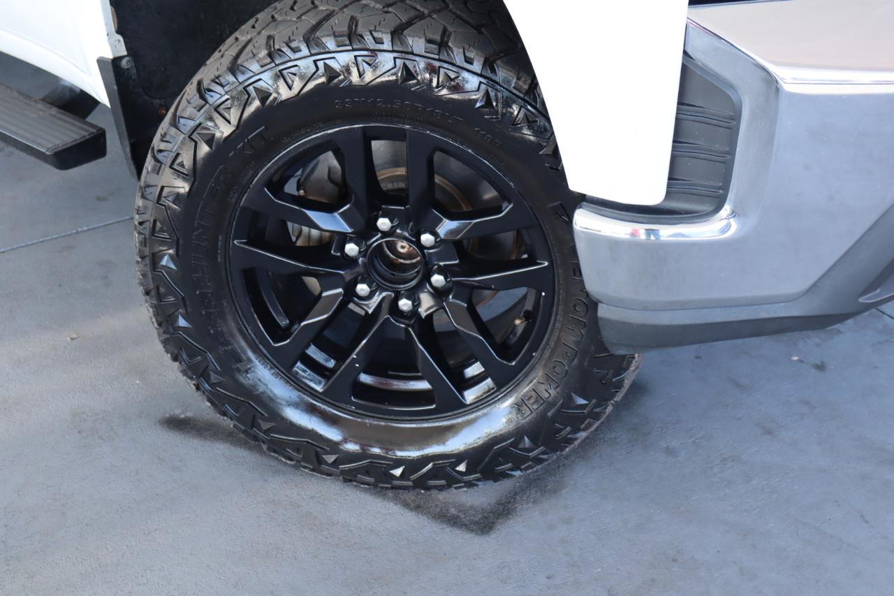 Chevrolet Silverado 1500 4WD Crew Cab 147" LT 2020