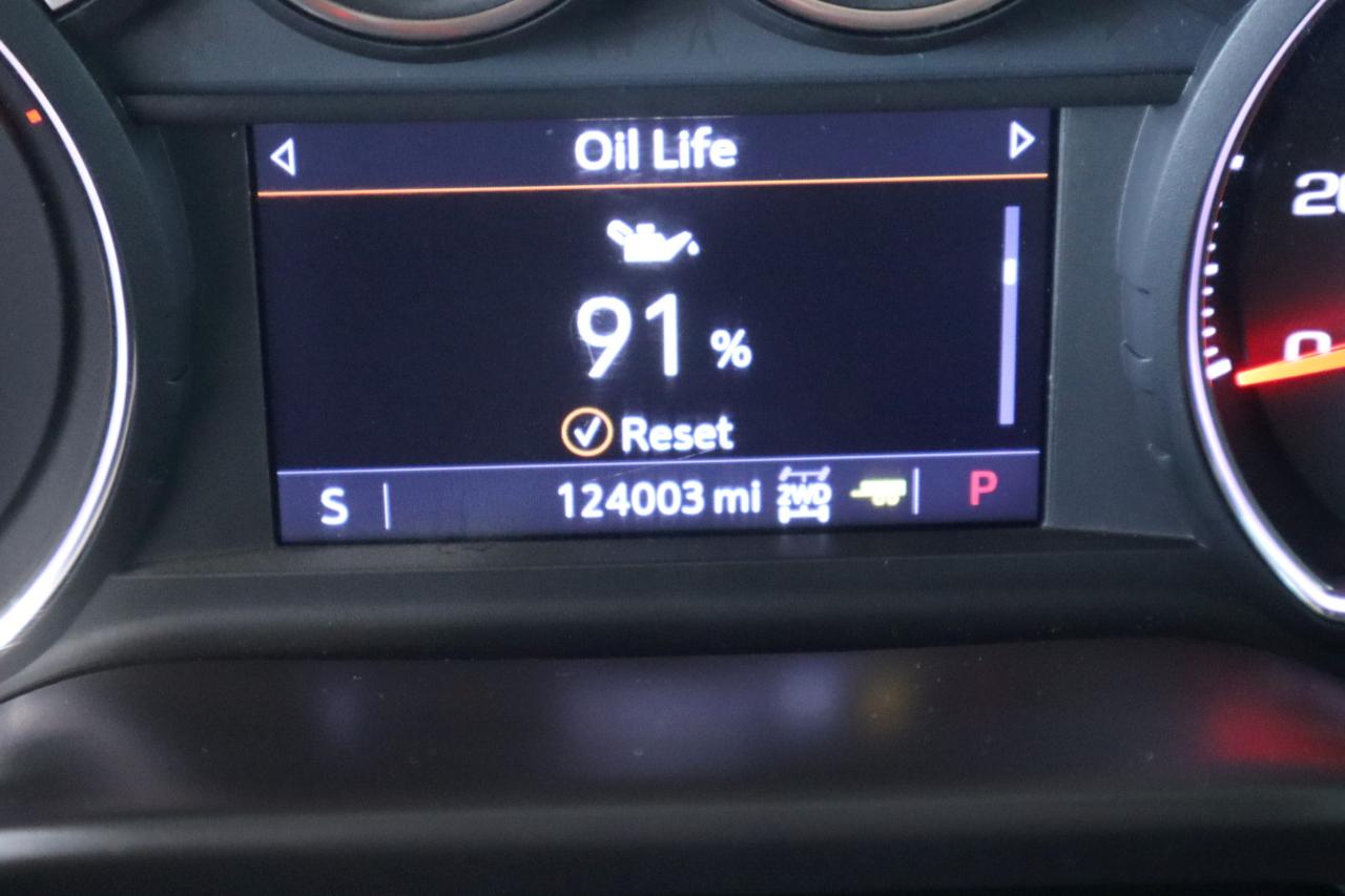 Chevrolet Silverado 1500 4WD Crew Cab 147" LT 2020