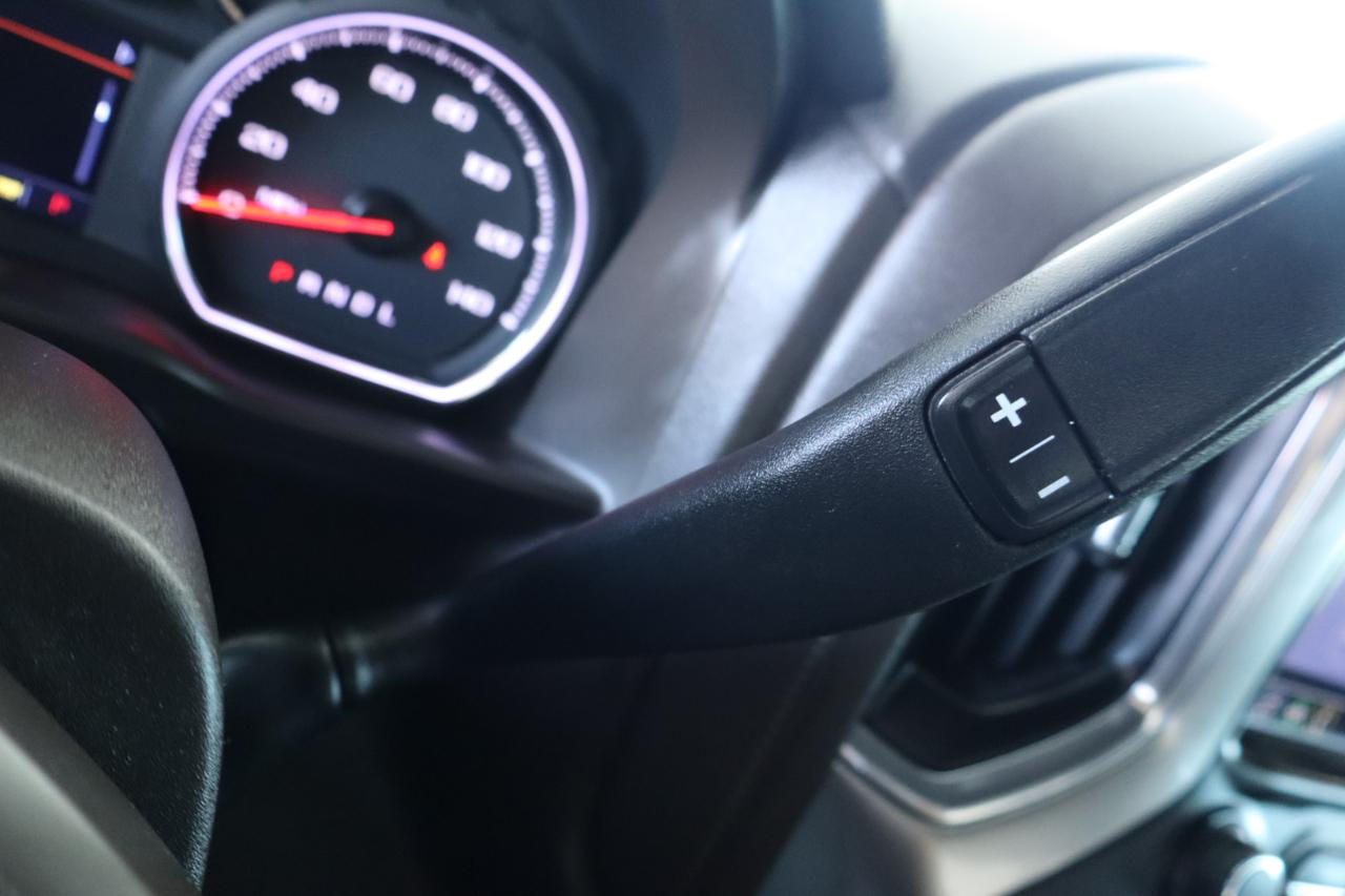 Chevrolet Silverado 1500 4WD Crew Cab 147" LT 2020