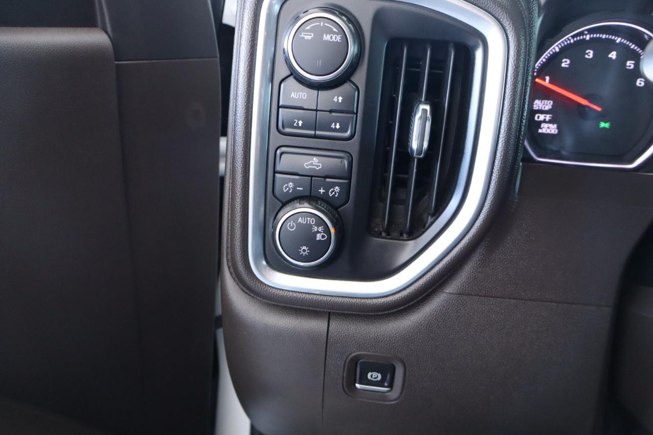 Chevrolet Silverado 1500 4WD Crew Cab 147" LT 2020