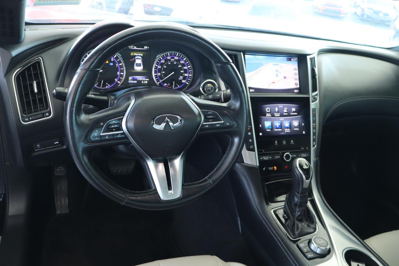 Infiniti Q60 3.0t Premium RWD 2017