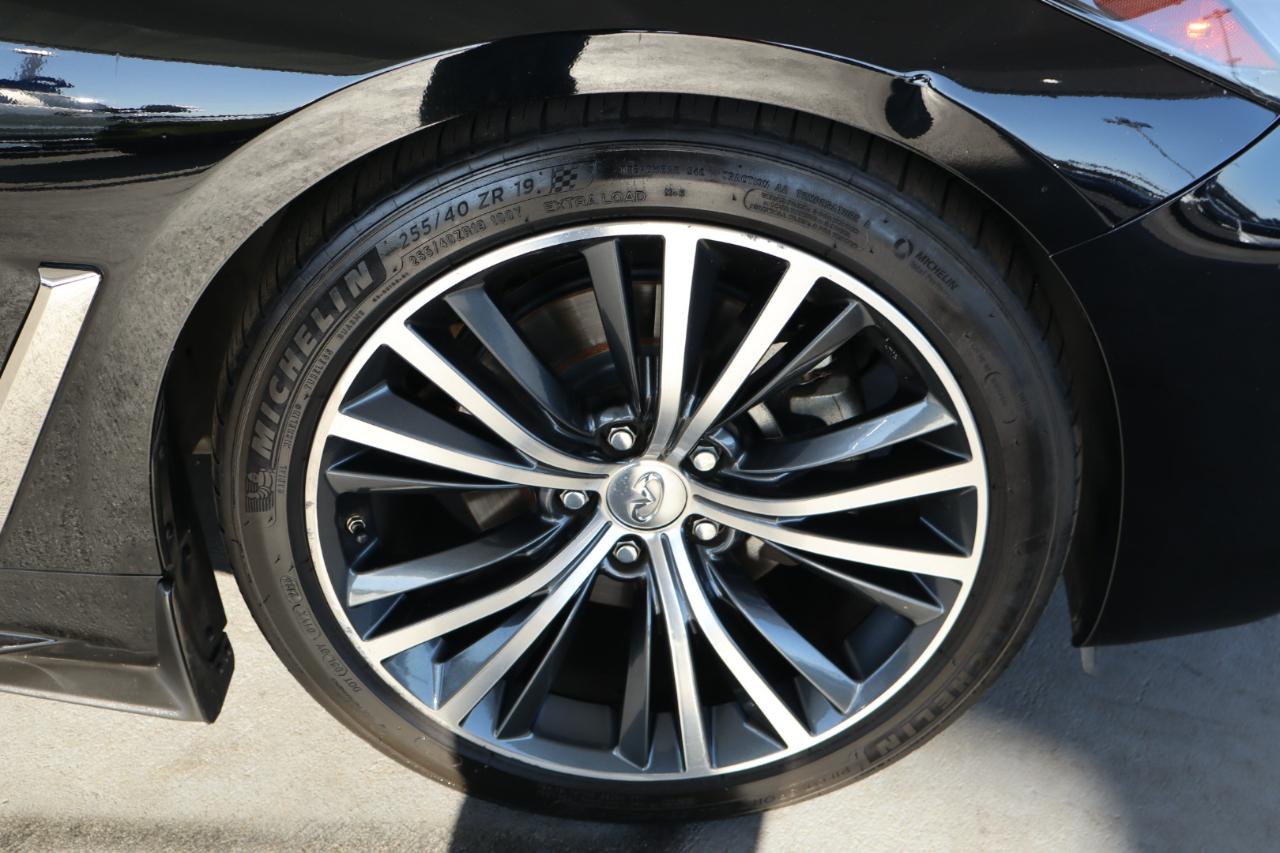 Infiniti Q60 3.0t Premium RWD 2017