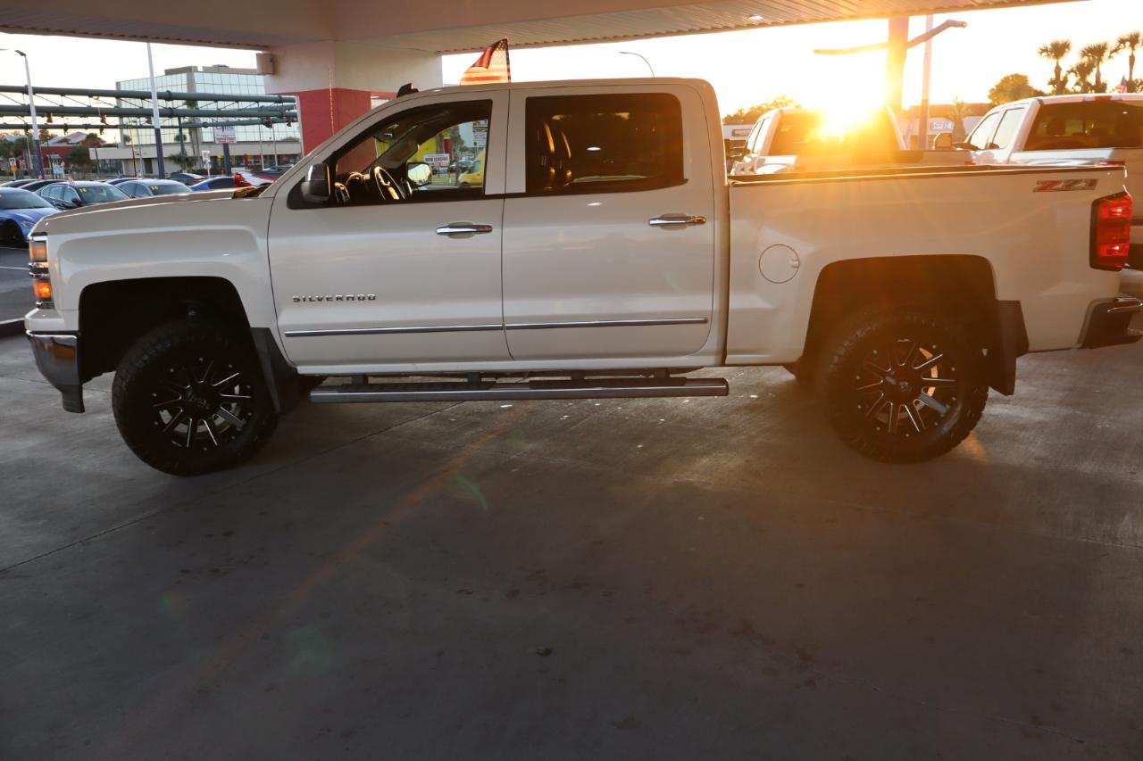 Chevrolet Silverado 1500 4WD Crew Cab 143.5" LTZ w/2LZ 2014