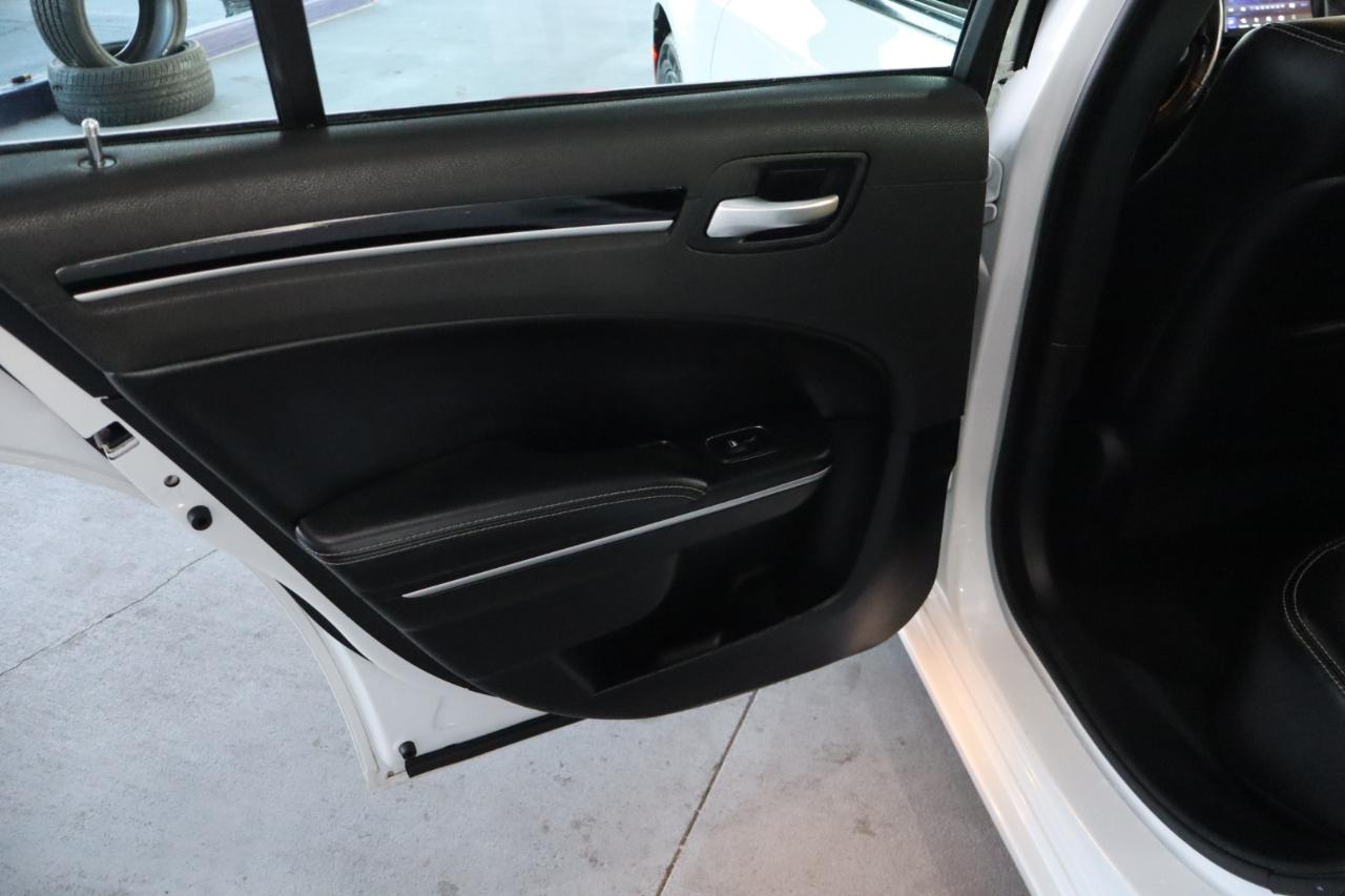 Chrysler 300 300S AWD 2020