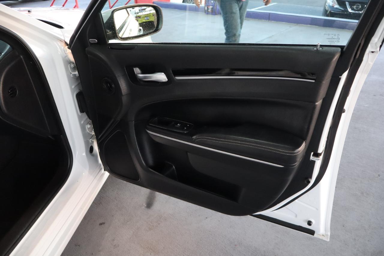 Chrysler 300 300S AWD 2020