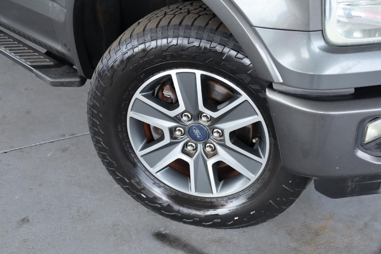 Ford F-150 4WD SuperCrew 139" Lariat 2015