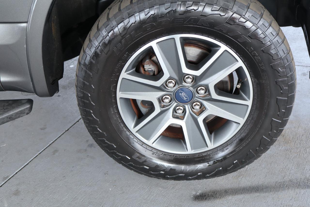 Ford F-150 4WD SuperCrew 139" Lariat 2015