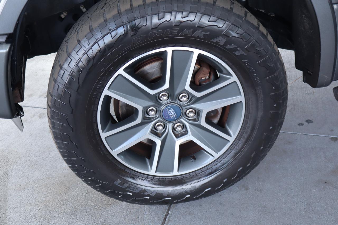 Ford F-150 4WD SuperCrew 139" Lariat 2015