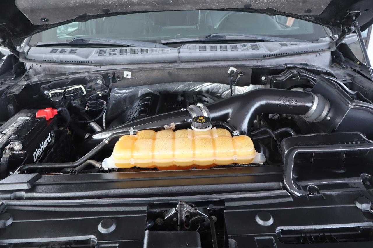 Ford F-150 4WD SuperCrew 139" Lariat 2015