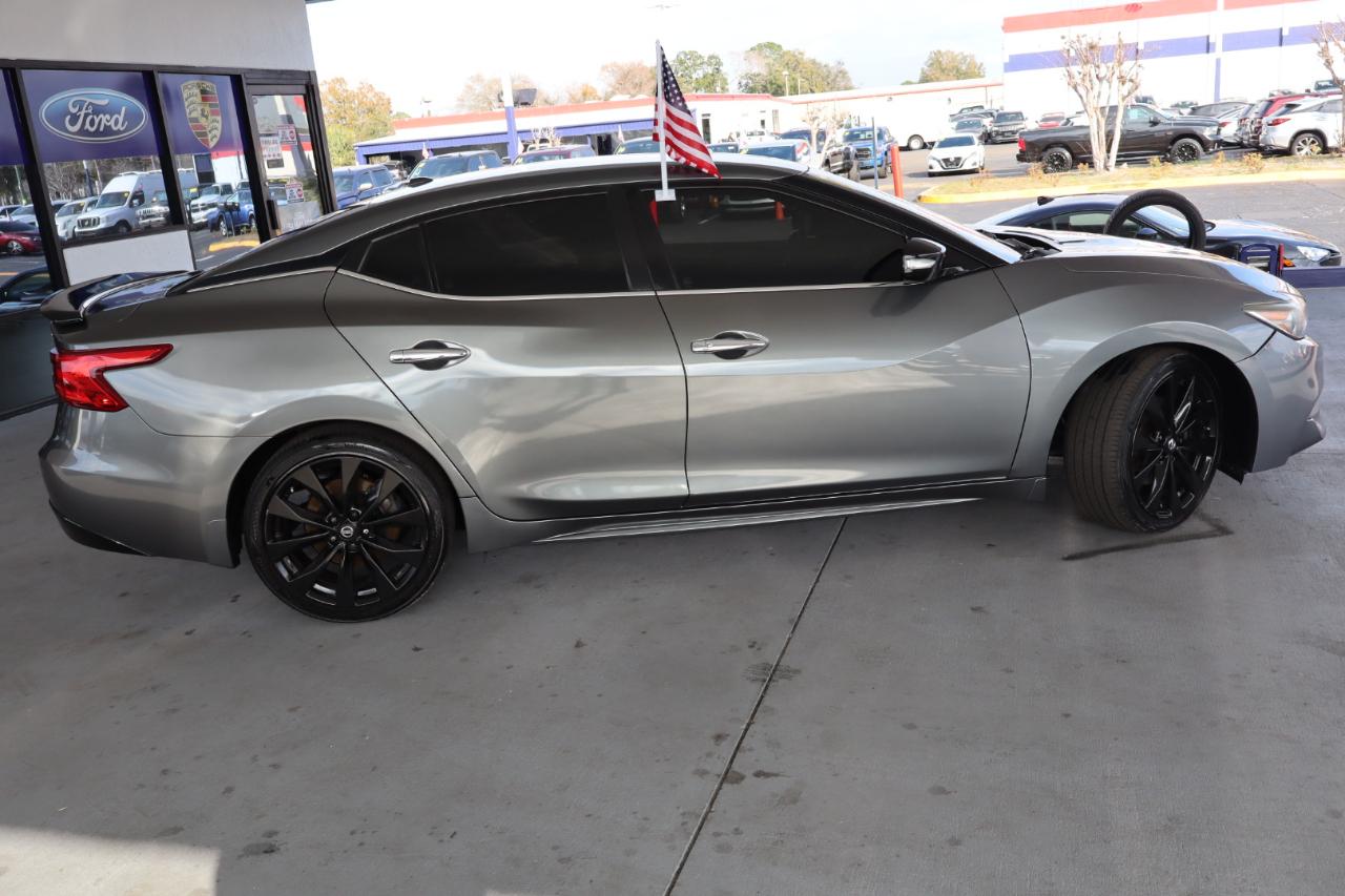 Nissan Maxima SR 3.5L 2017