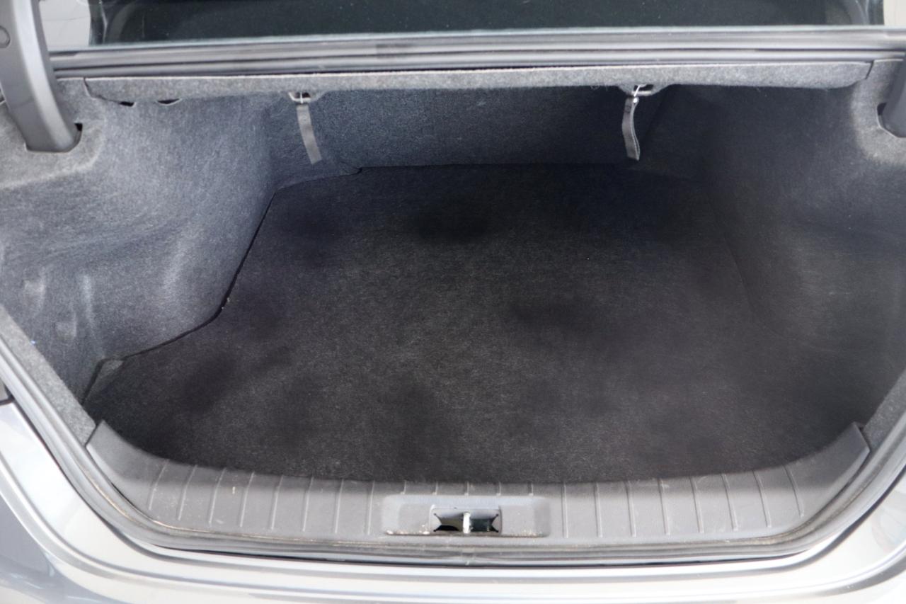 Nissan Maxima SR 3.5L 2017