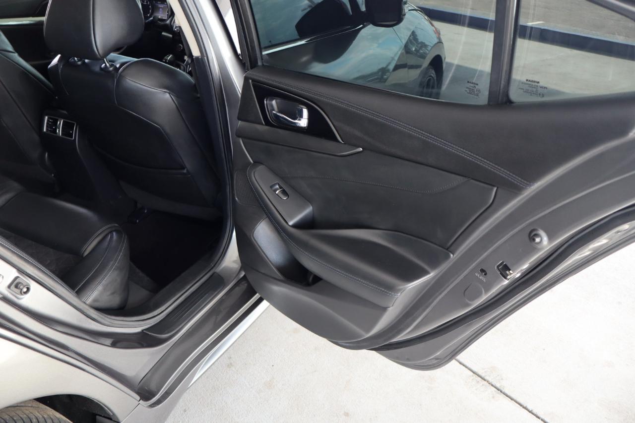 Nissan Maxima SR 3.5L 2017