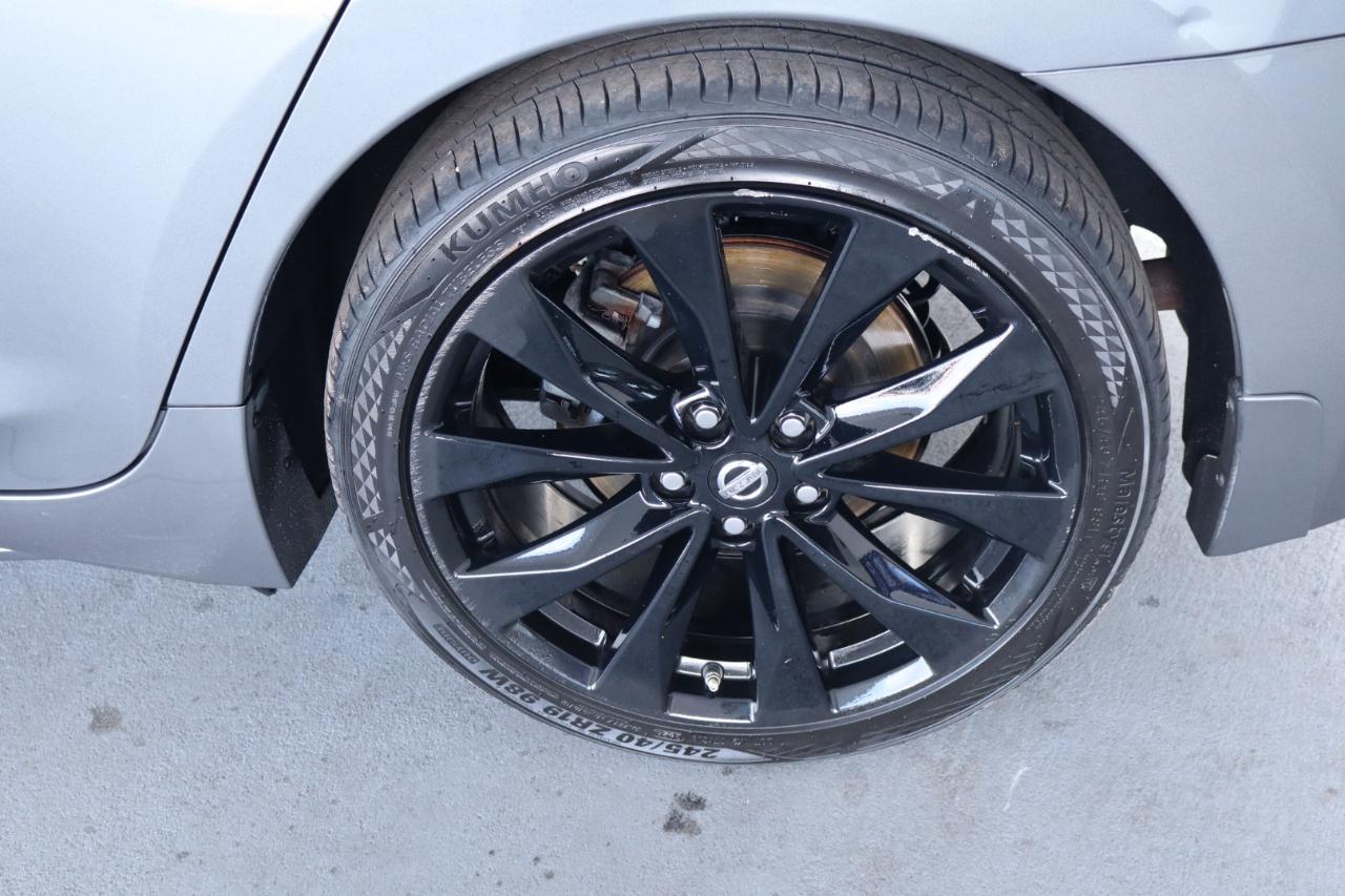 Nissan Maxima SR 3.5L 2017