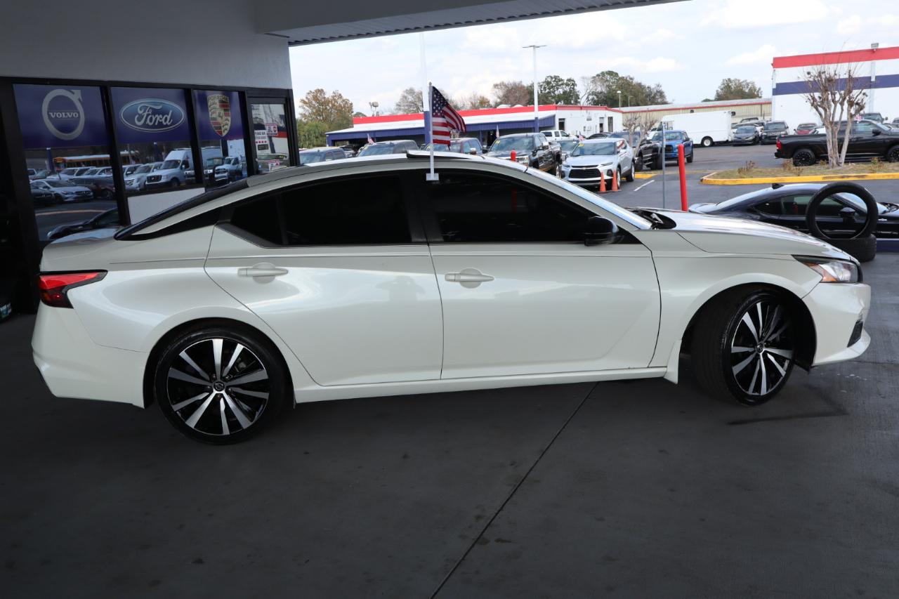 Nissan Altima 2.5 SR Sedan 2020