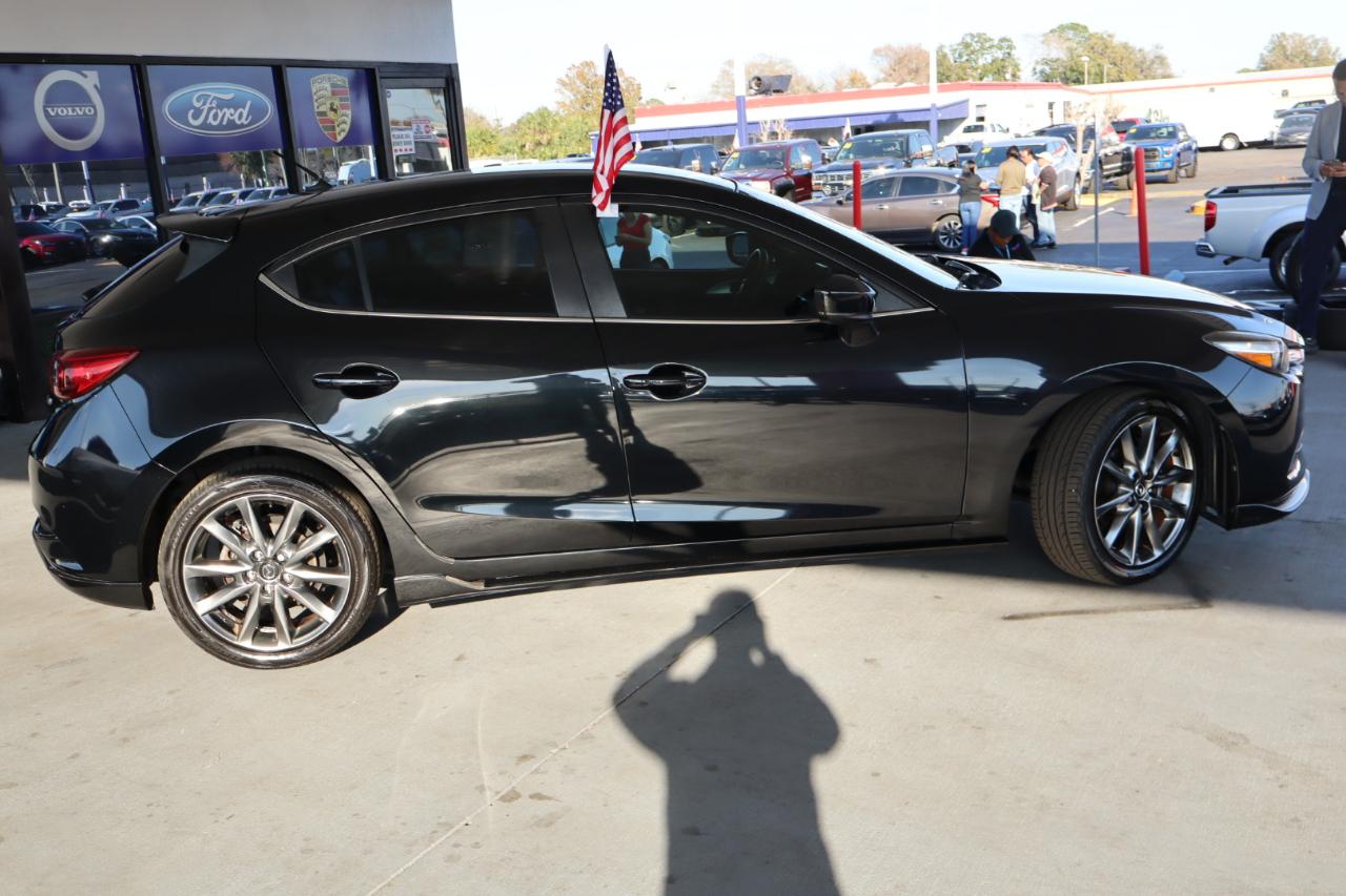 Mazda Mazda3 5-Door Touring Auto 2018