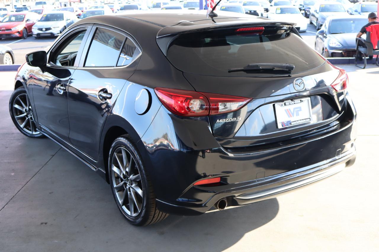 Mazda Mazda3 5-Door Touring Auto 2018