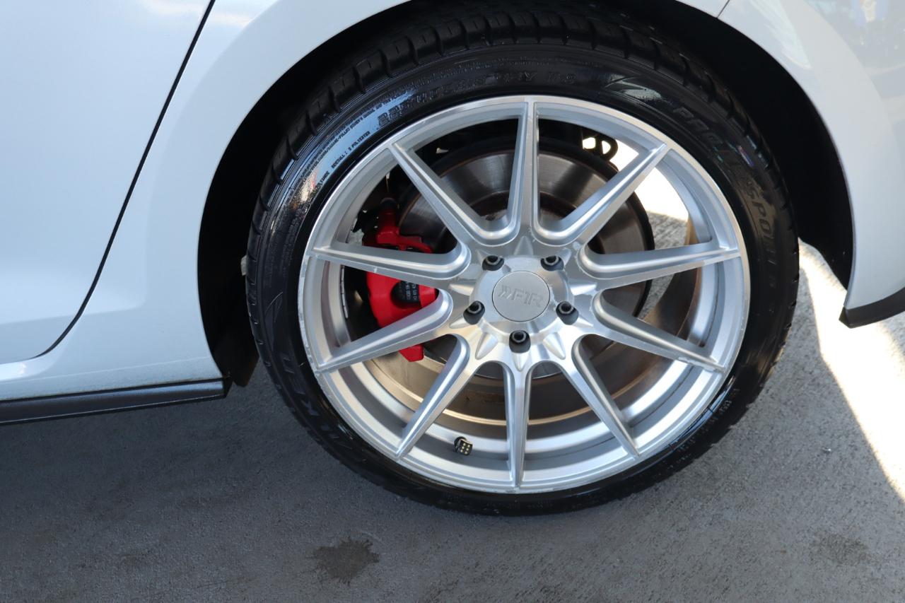 Volkswagen Golf GTI 2.0T Autobahn Manual 2019