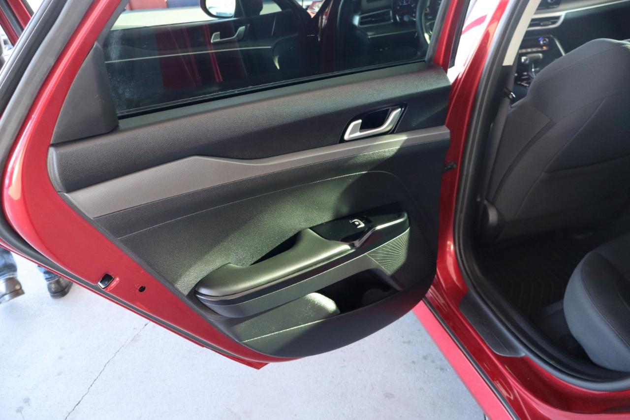 Kia K5 LX Auto FWD 2021